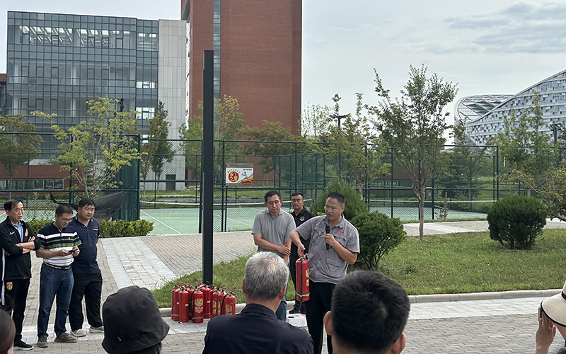 1758849866275772.jpg 02.jpg