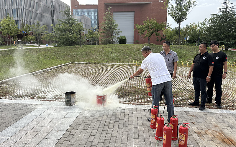 1758849880534467.jpg 05.jpg